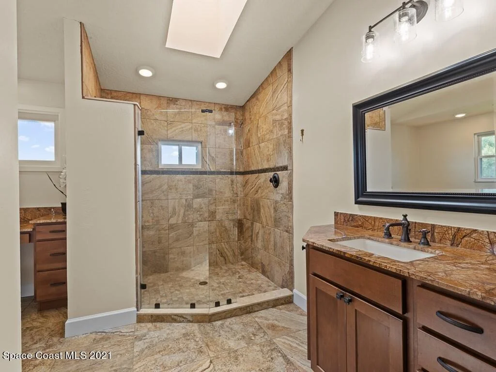 Photo of 820 Kerry Downs Circle