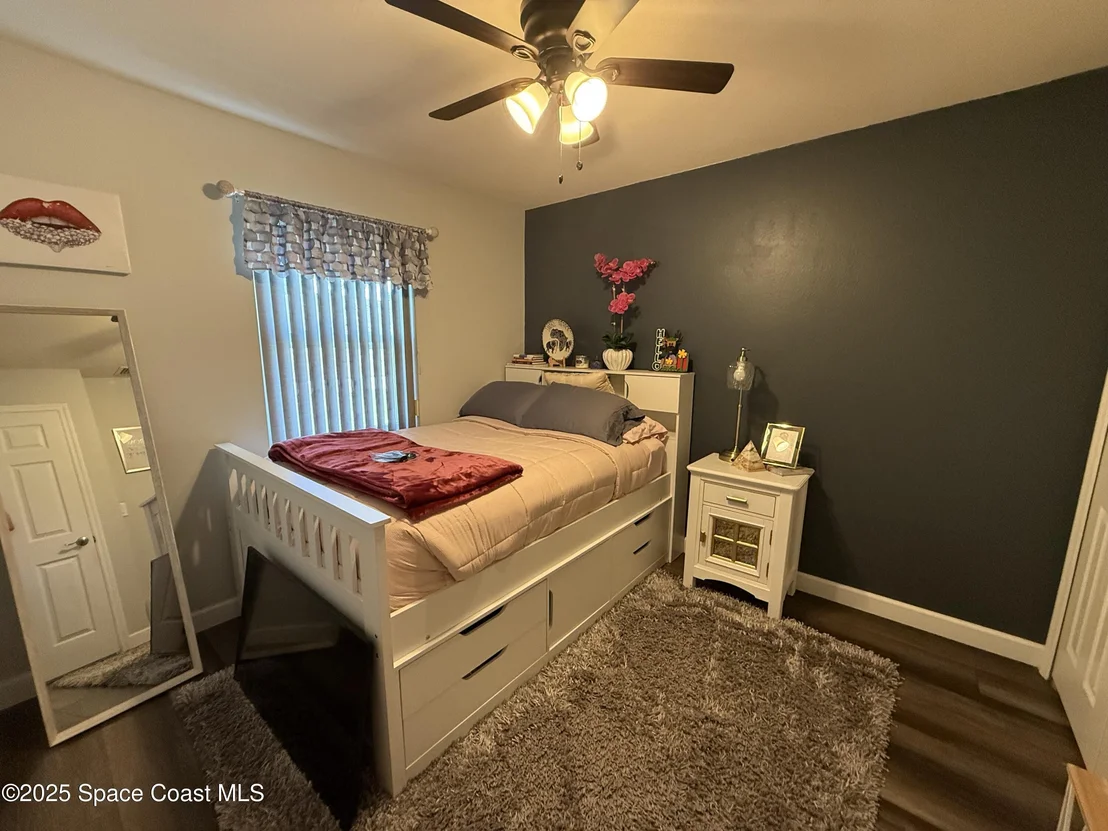 Photo of 4804 Alfred Street