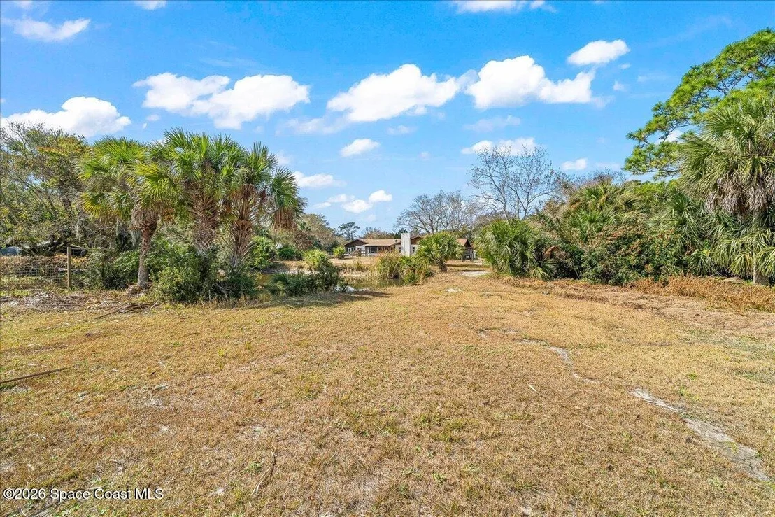 Photo of 2365 Corey Road