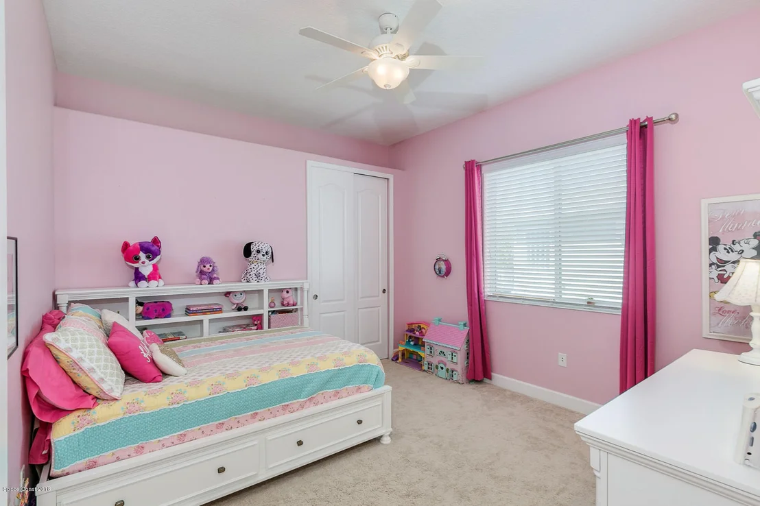 Photo of 5700 Rusack Drive