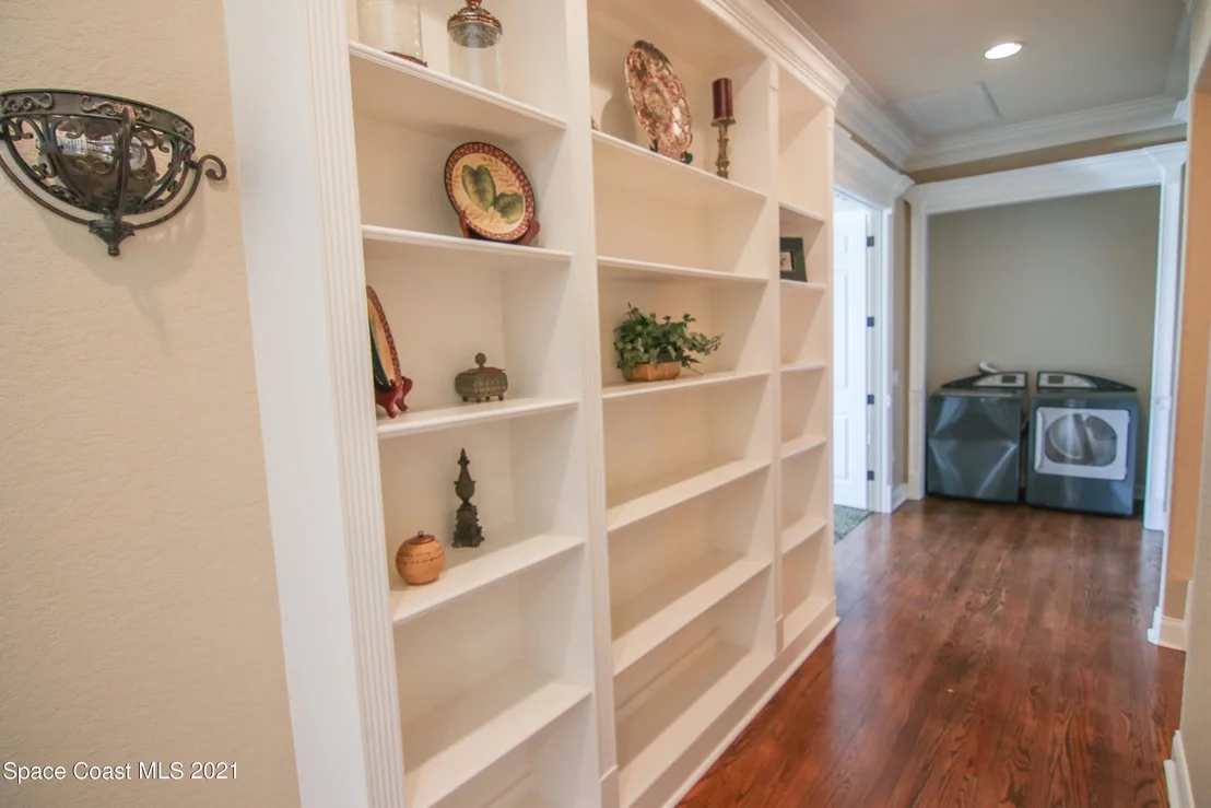 Photo of 228 Mclean Point