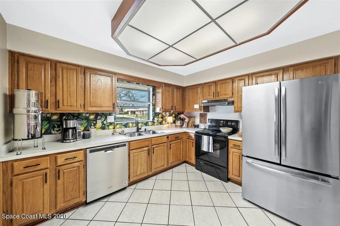 Photo of 4887 Chicago Street