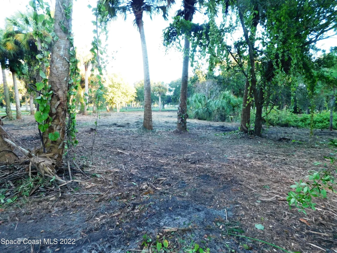 Photo of 3535 Hield Road