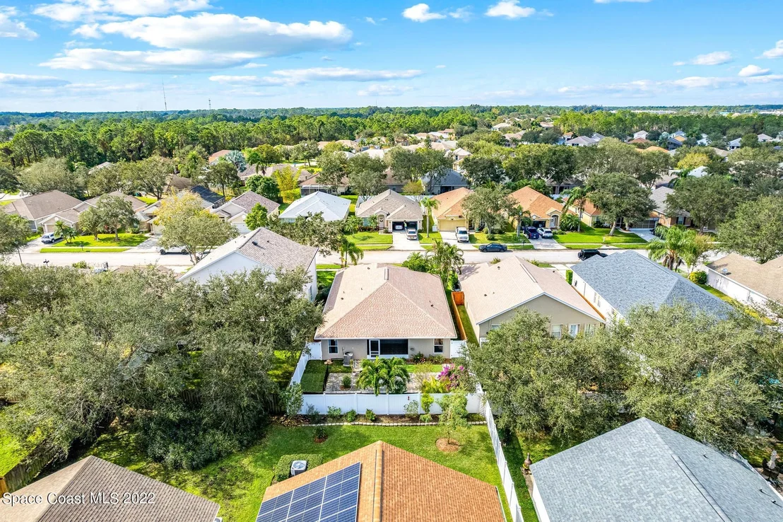 Photo of 524 Sedgewood Circle