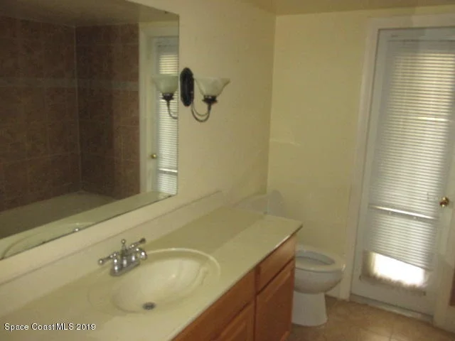 Photo of 437 Thrush Drive