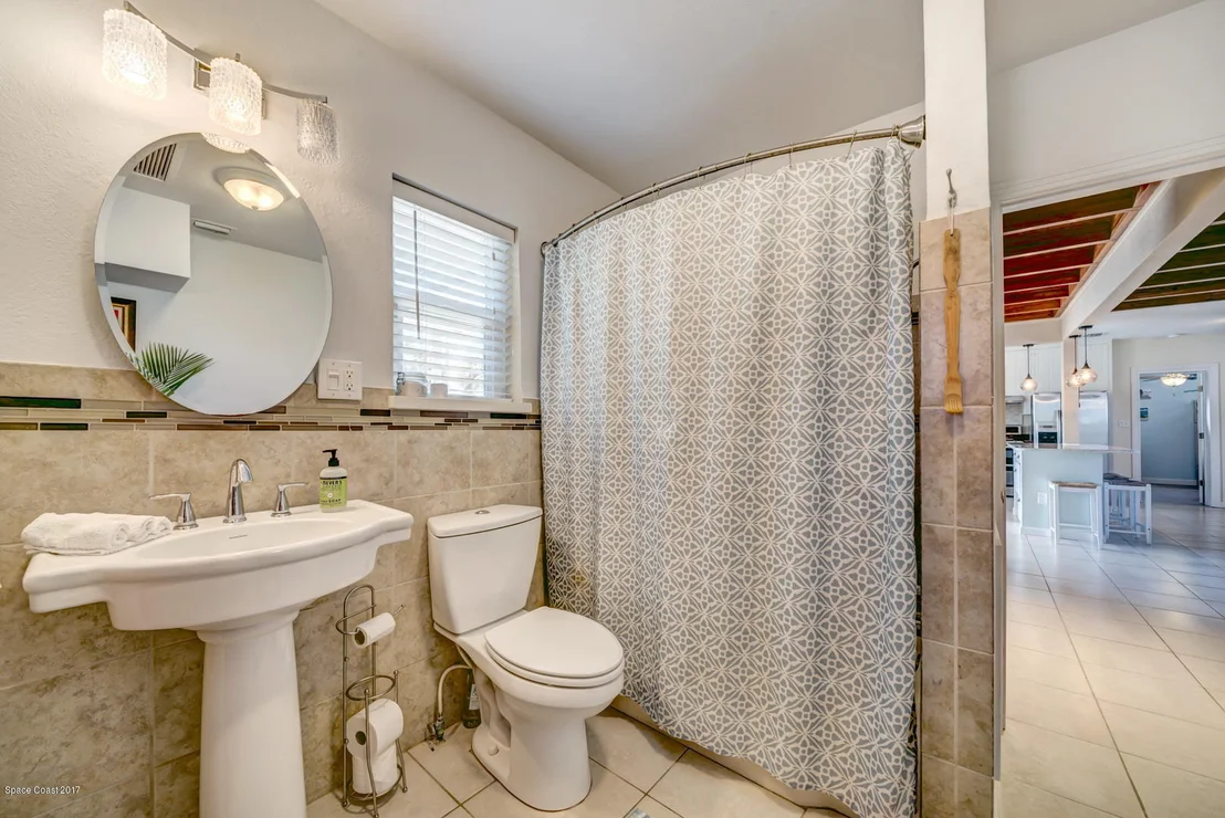 Photo of 113 Franklyn Avenue