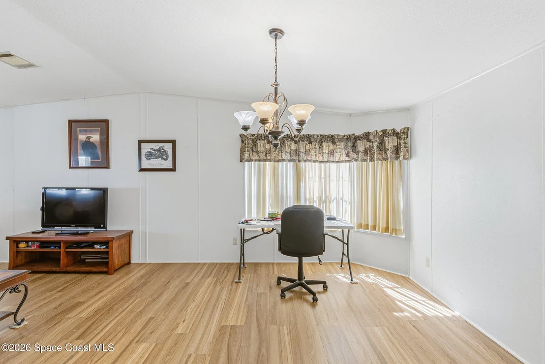 Photo of 122 Scenic Drive