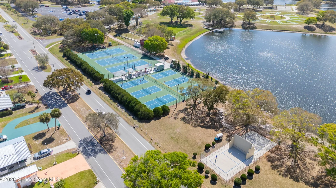 Photo of 922 Bougainvillea Circle