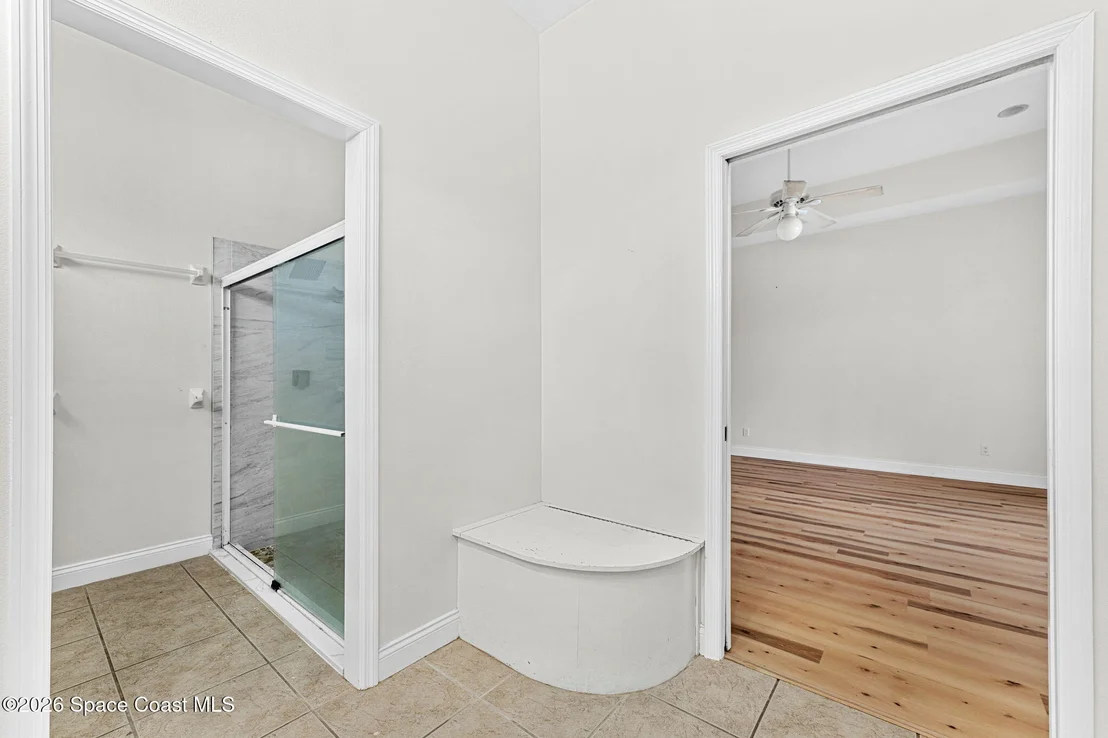 Photo of 2729 Pineapple Avenue