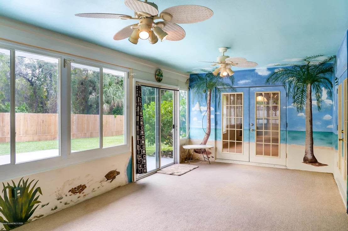 Photo of 2762 School Drive NE