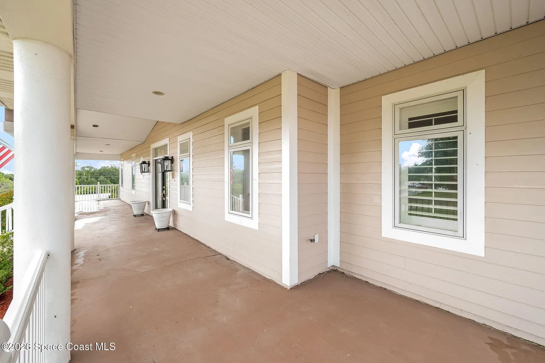 Photo of 2326 Holder Road