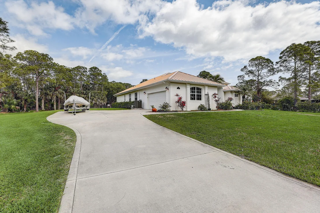 Photo of 2100 Cypress Lake Drive
