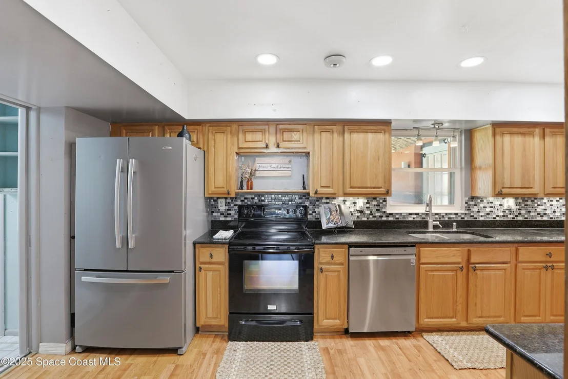 Photo of 3929 Burkholm Road