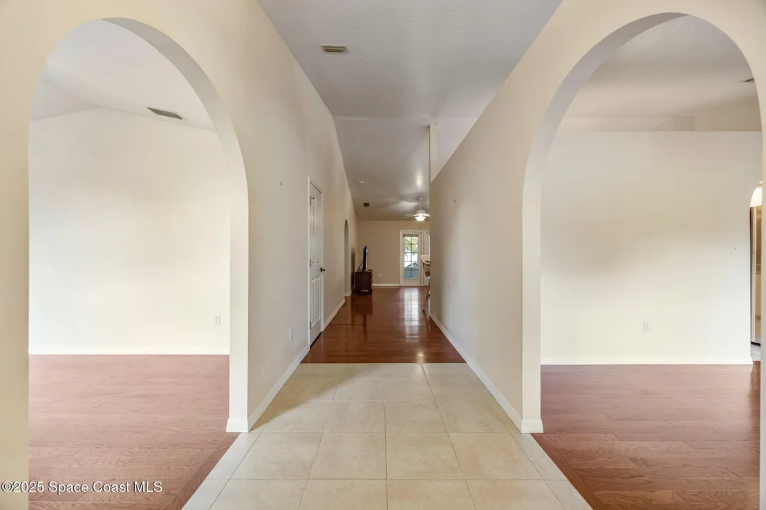 Photo of 2500 Fairfield Drive