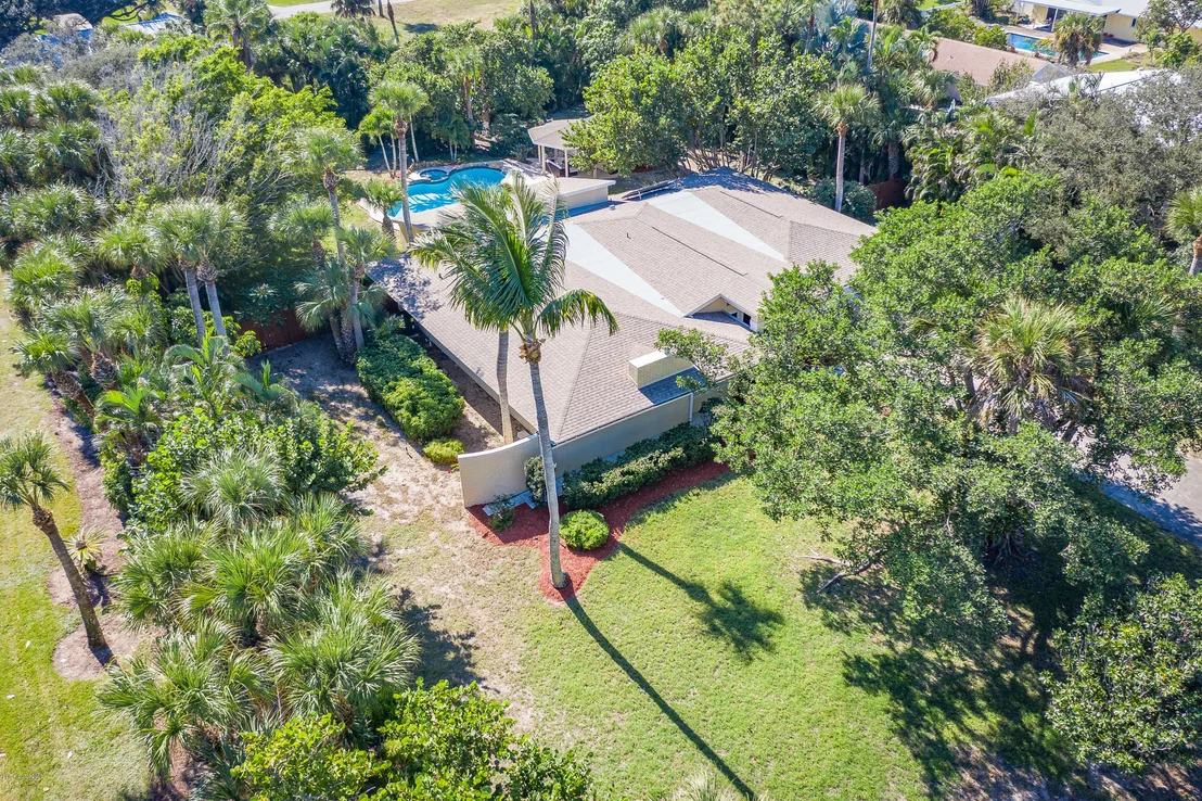 Photo of 413 Sunset Boulevard