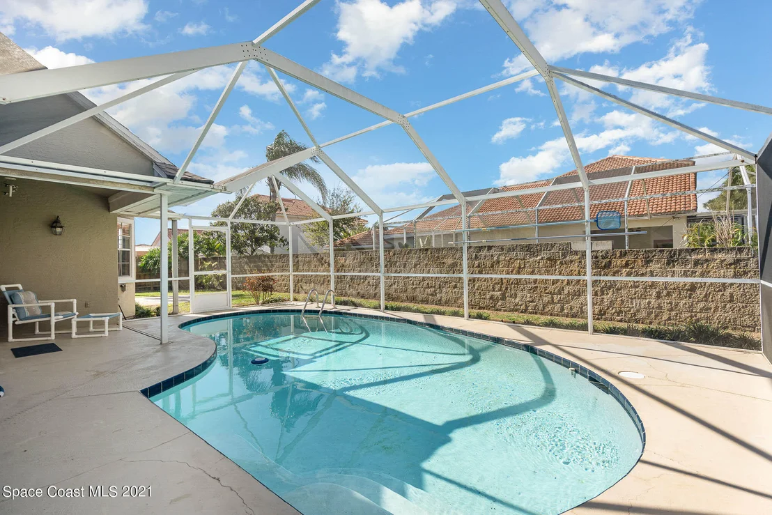 Photo of 1365 Heritage Acres Boulevard