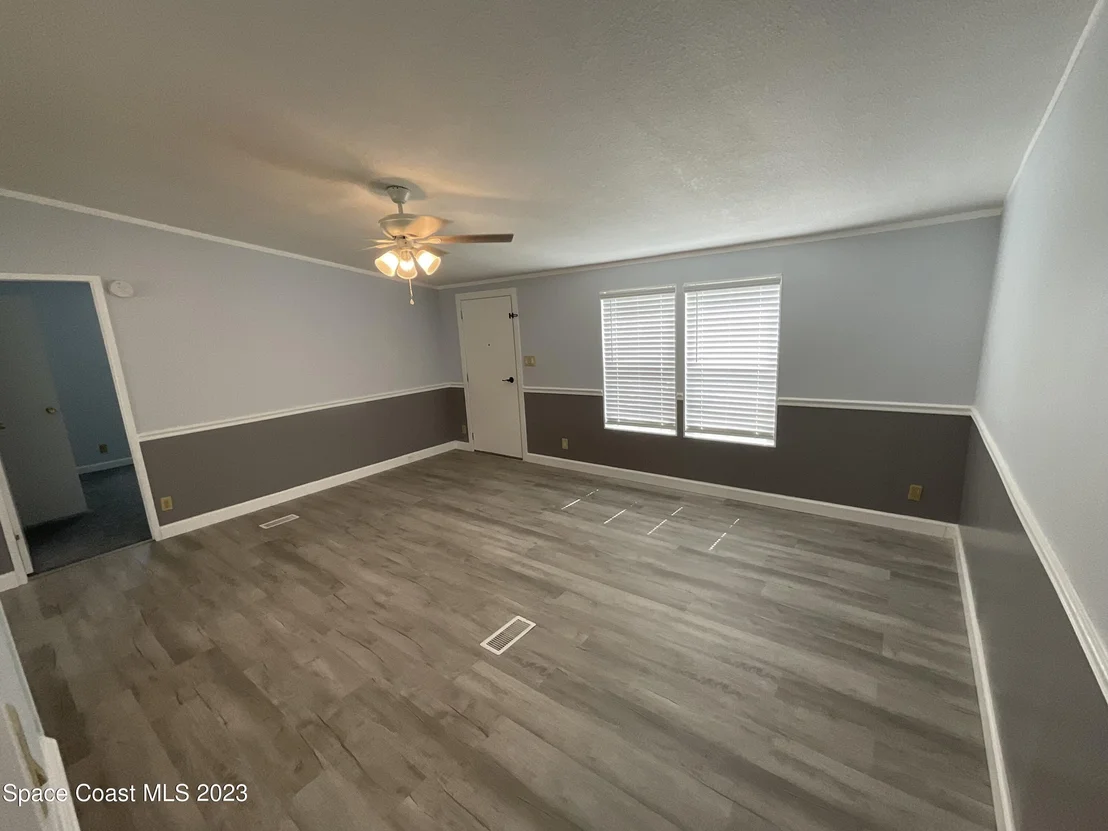 Photo of 1183 Luther Drive