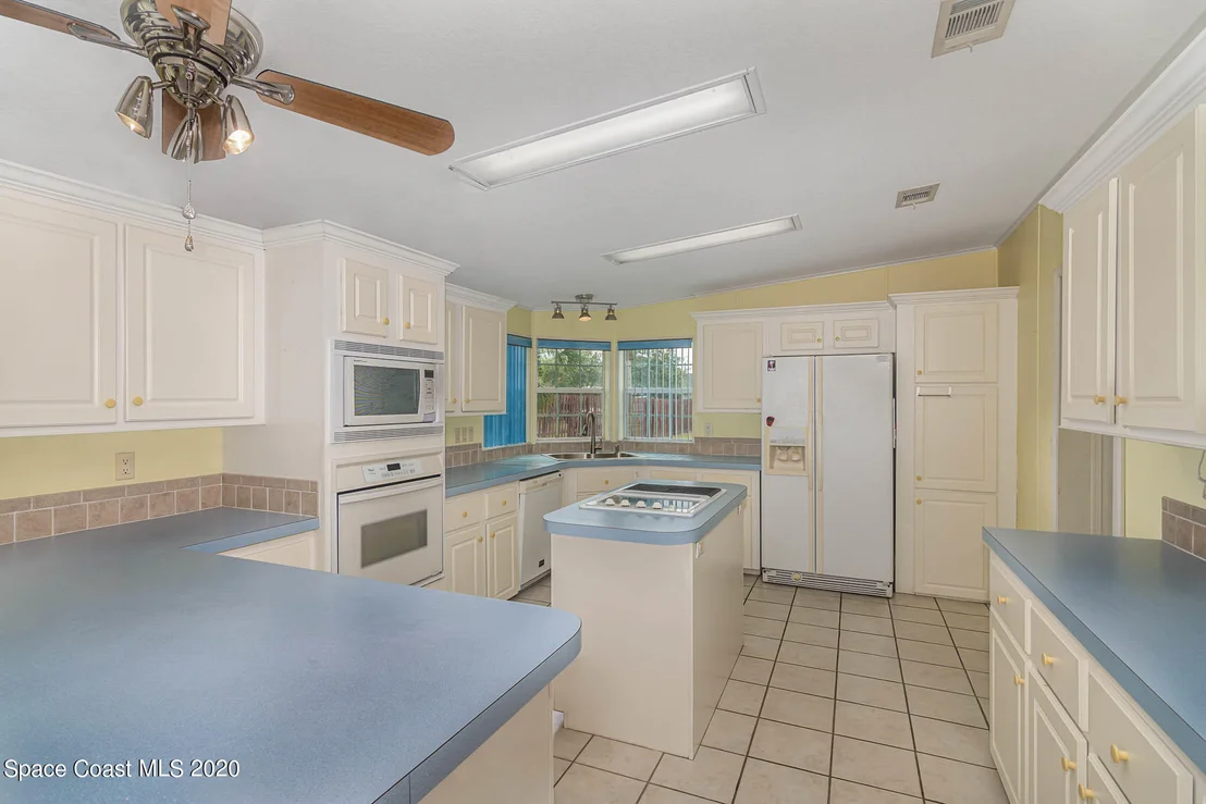 Photo of 775 Outer Drive