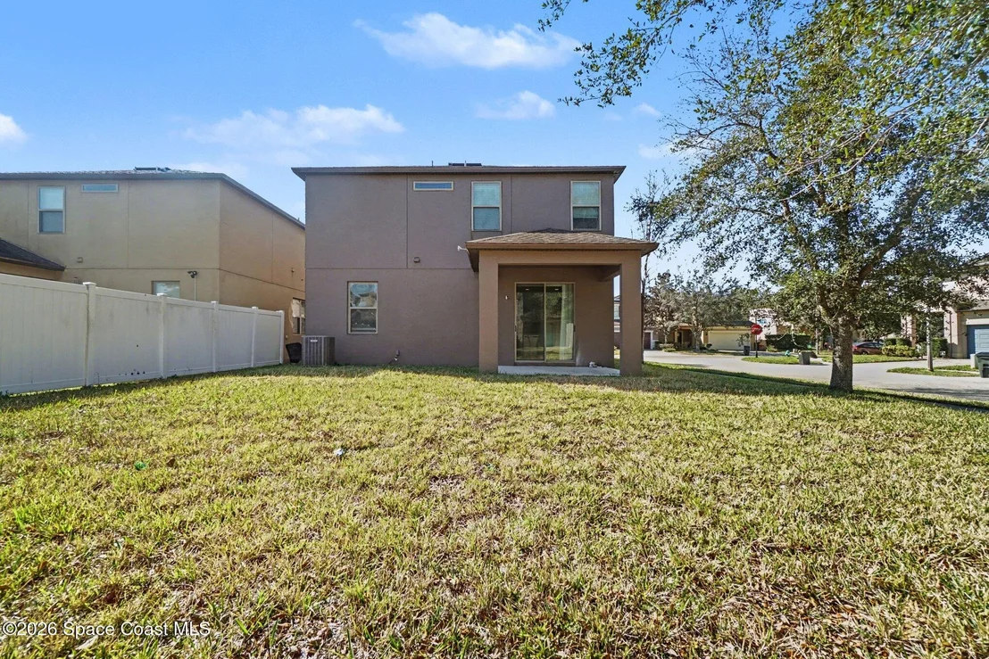 Photo of 406 Capron Ash Loop