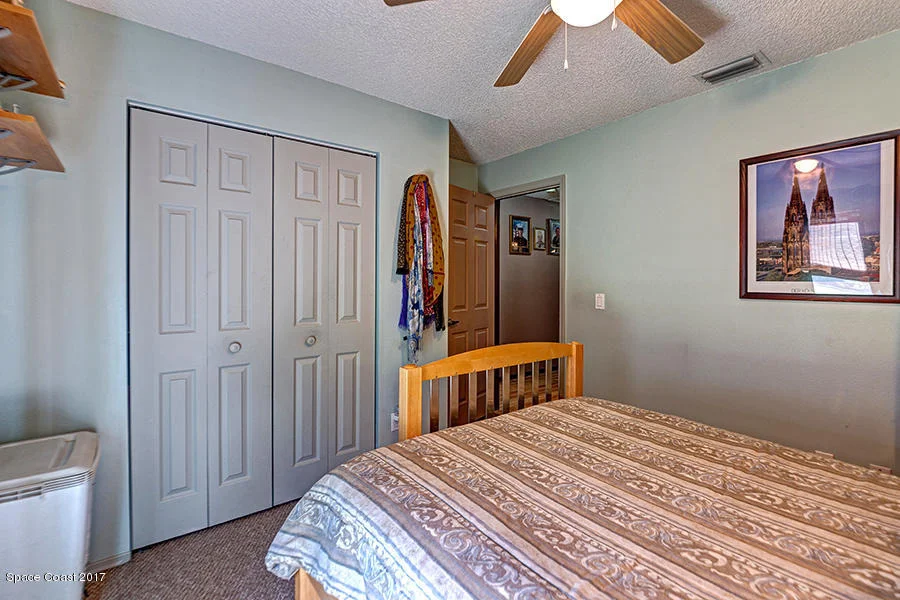 Photo of 904 Bluegrass Lane