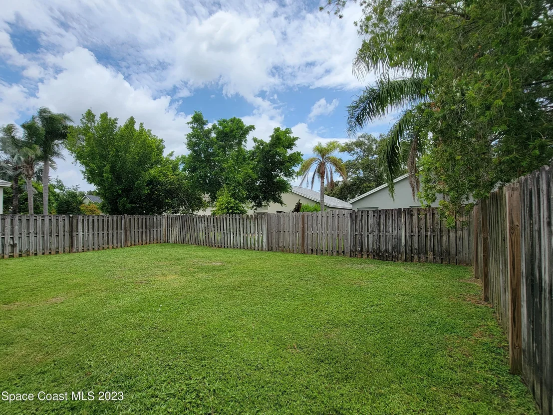 Photo of 8005 Bracken Lane