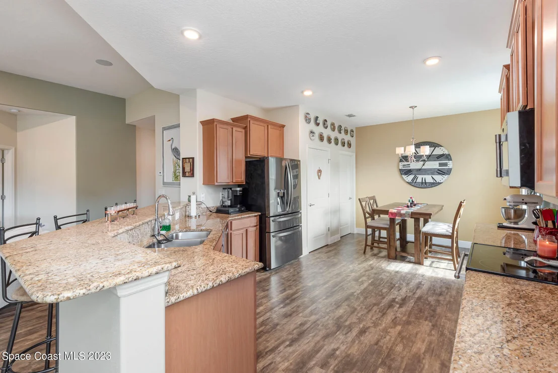 Photo of 376 Sandcrest Circle