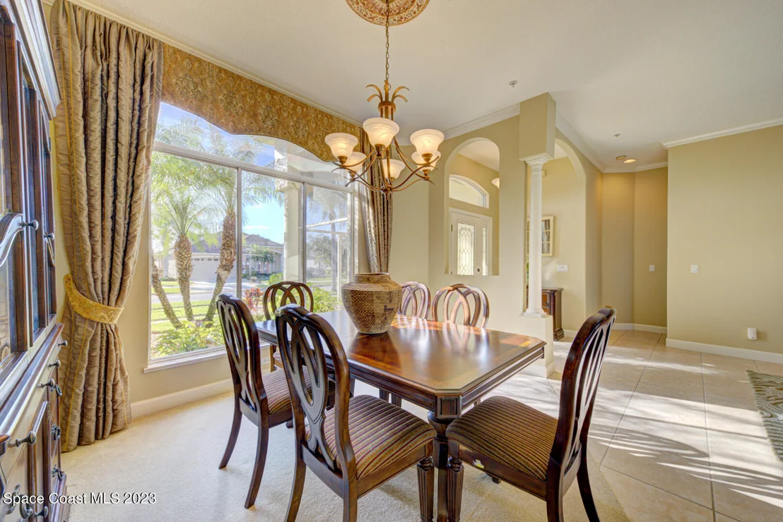 Photo of 2614 Canterbury Circle