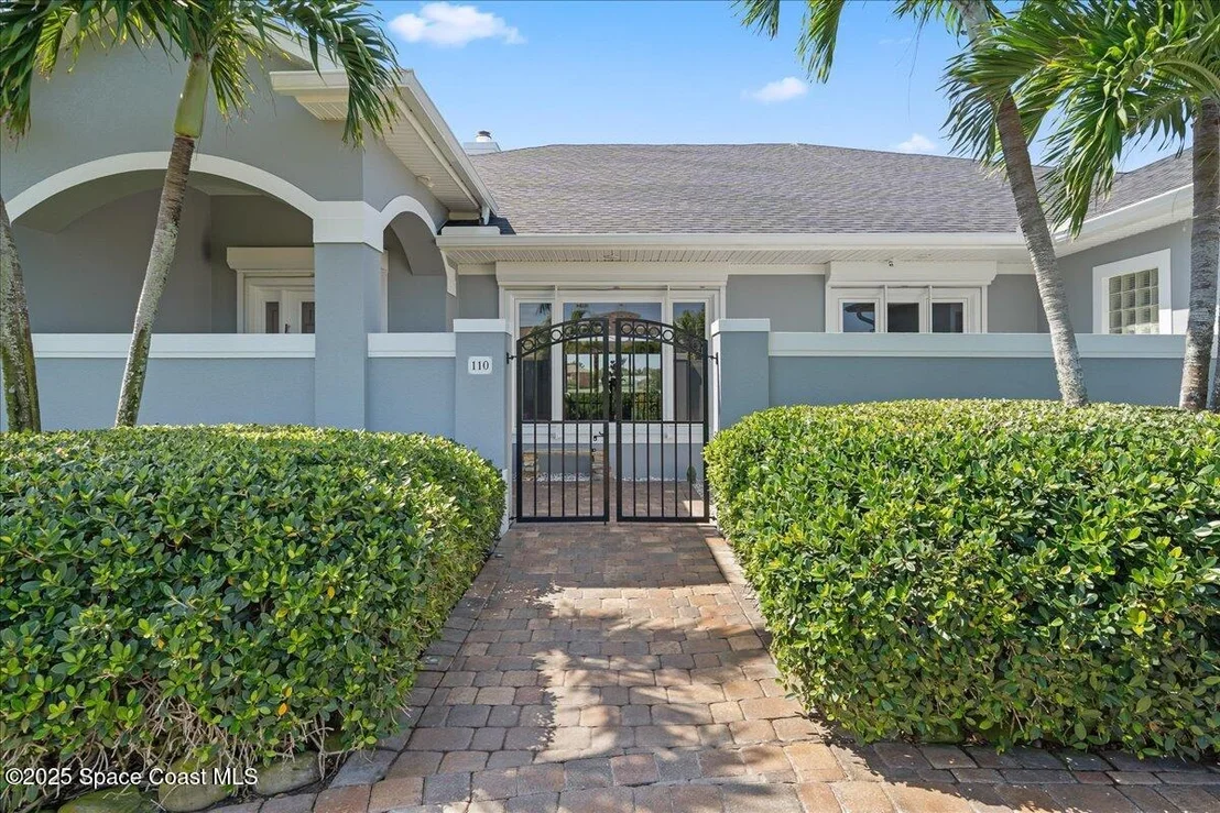 Photo of 110 W Bay Drive