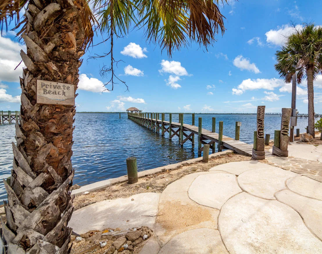 Photo of 3745 Indian River Drive N