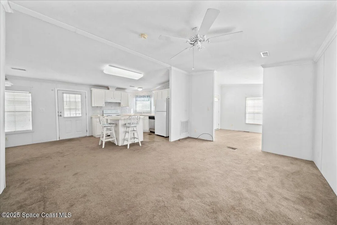 Photo of 641 Hyacinth Circle