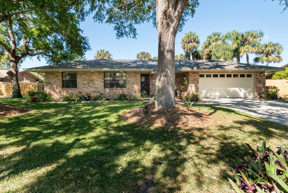Photo of 1824 Oakwood