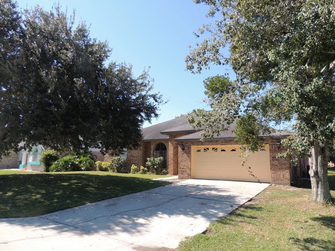Photo of 170 Palm Circle