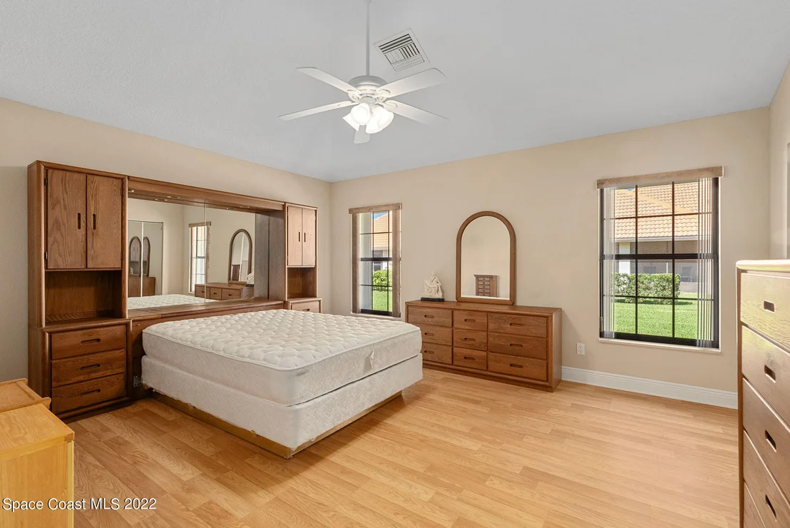 Photo of 1655 James Circle