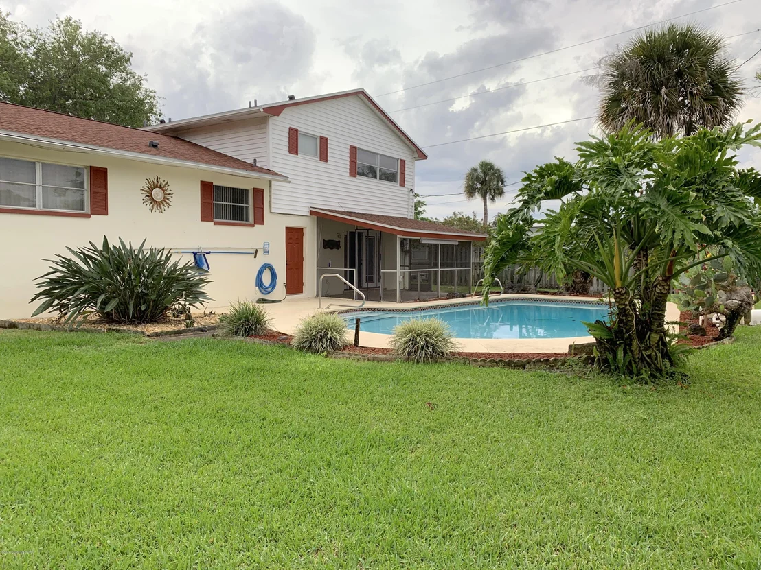 Photo of 302 Glen Ridge Road