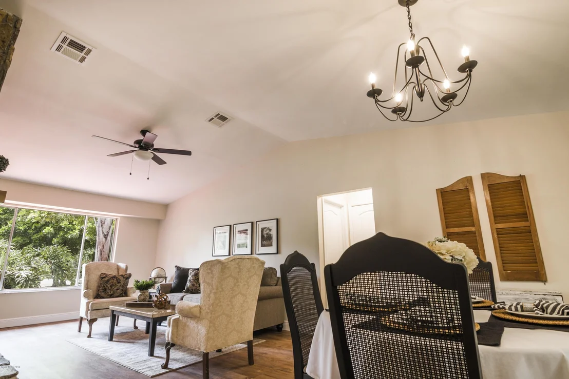 Photo of 11086 Roseland Road