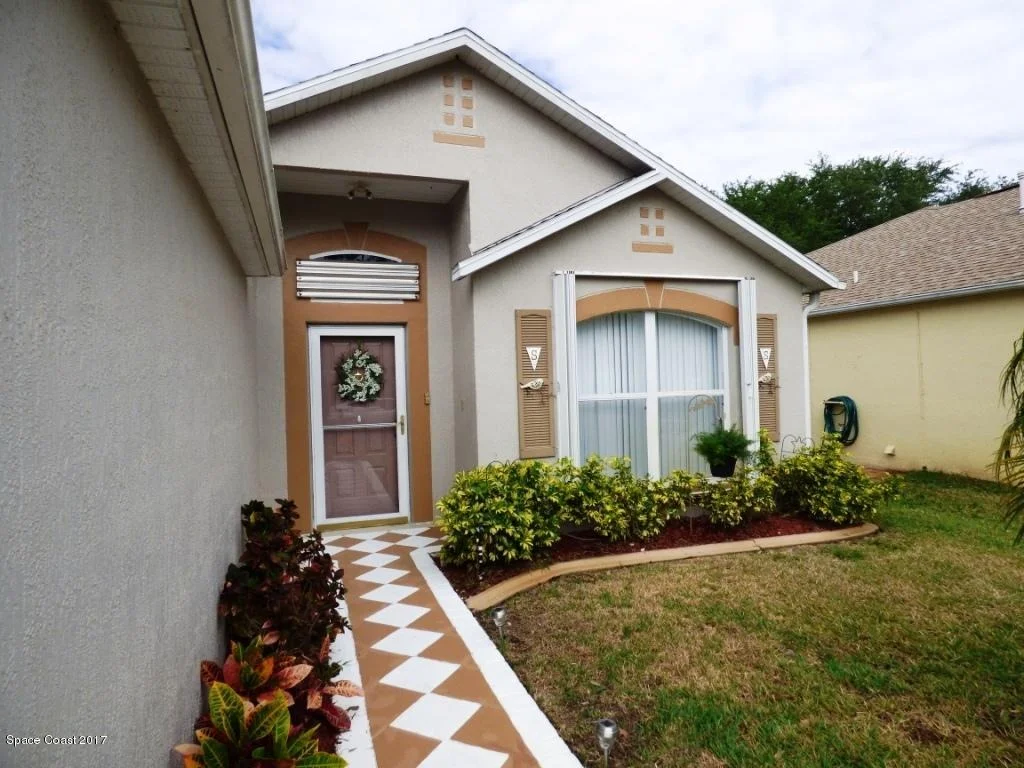 Photo of 1719 Vista Lake Circle