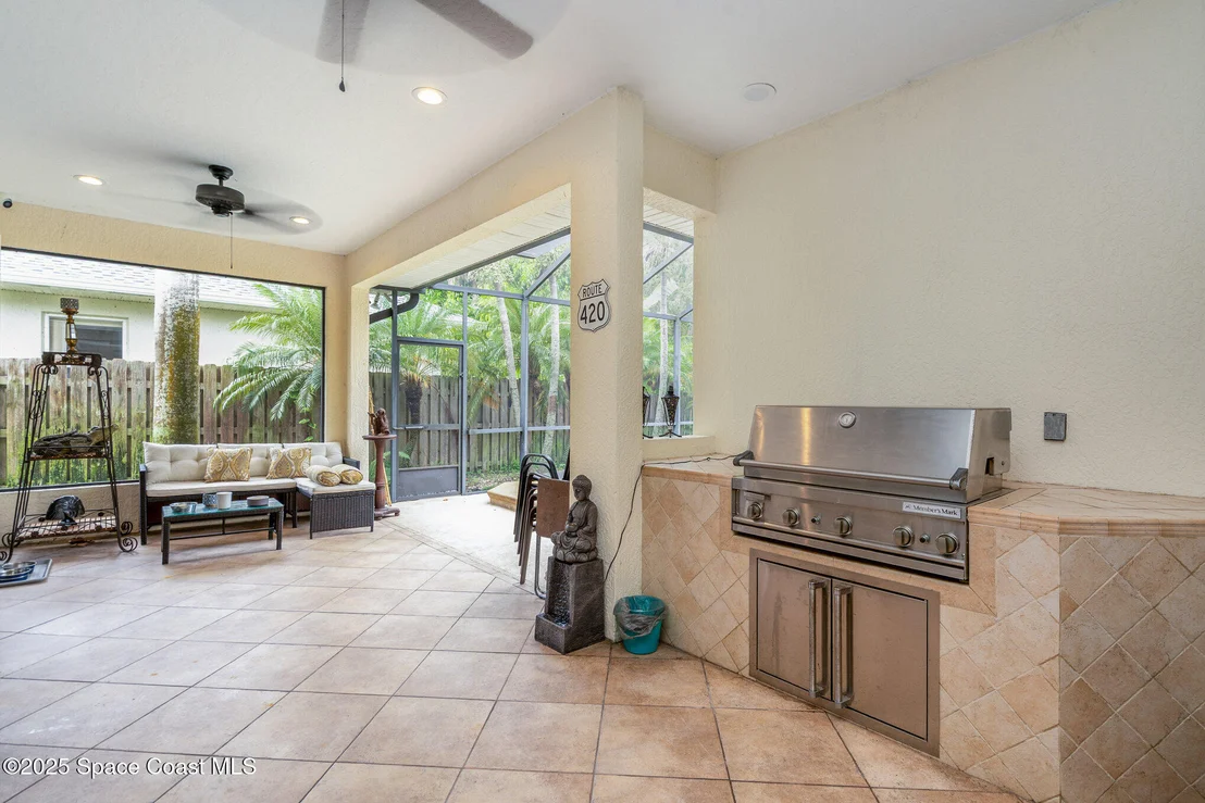 Photo of 2412 Woodfield Circle