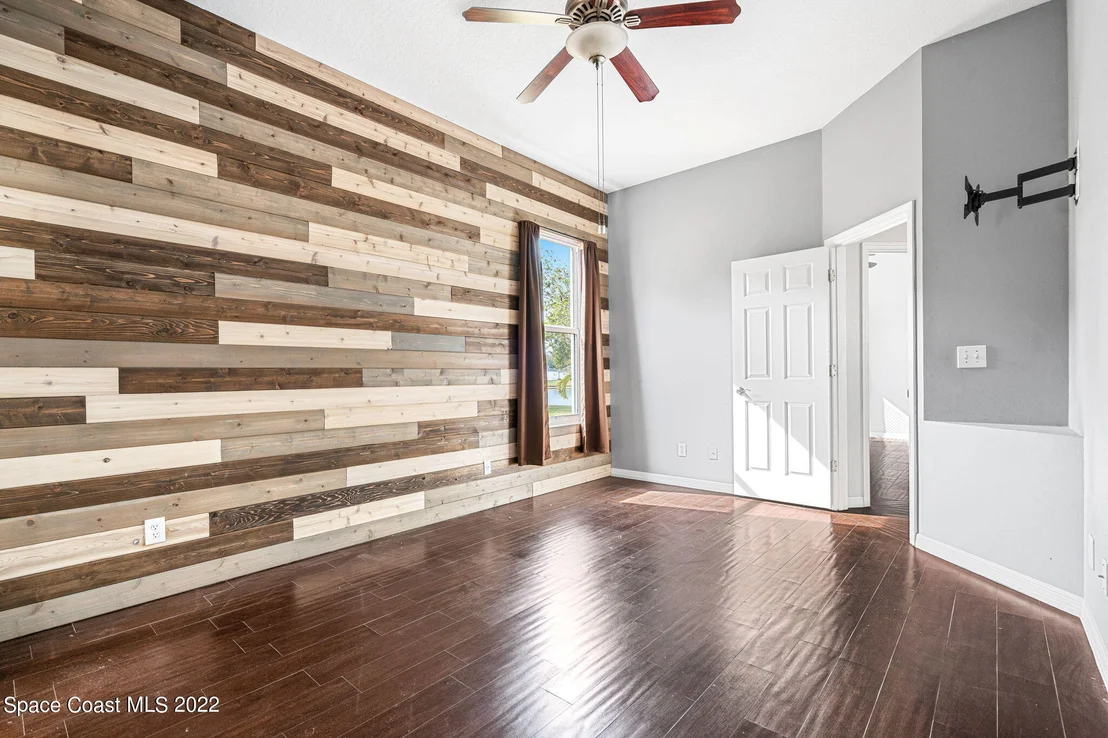 Photo of 7031 Hammock Trace Drive