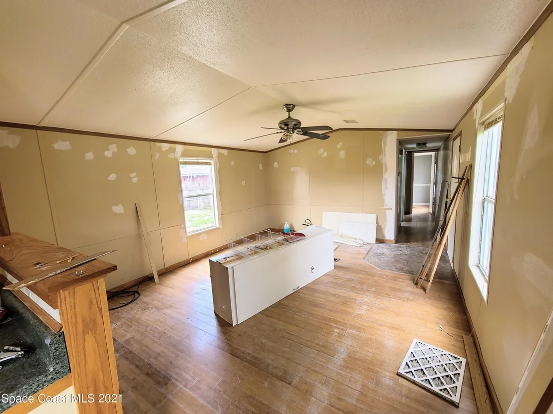 Photo of 341 Mac Arthur Circle