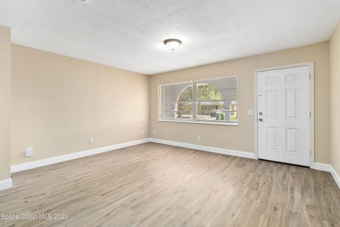 Photo of 719 Aurora Street