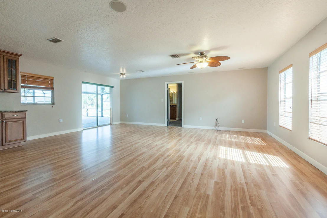 Photo of 1020 Sycamore Drive
