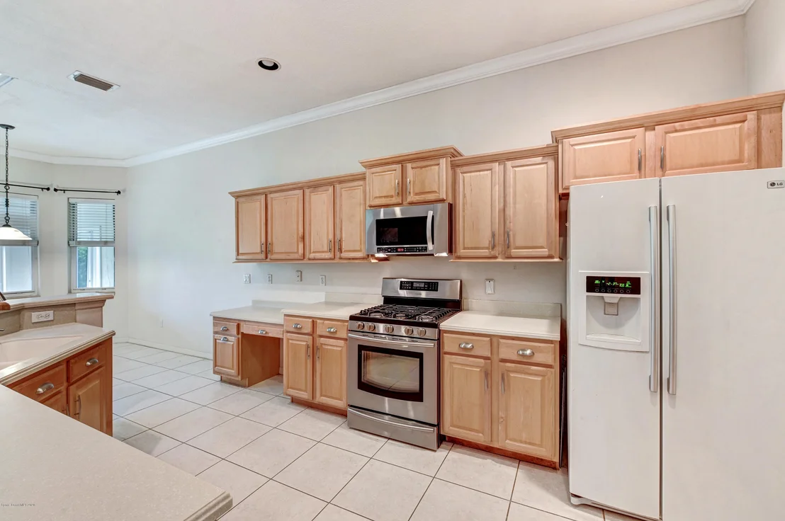 Photo of 876 Suntree Woods Drive