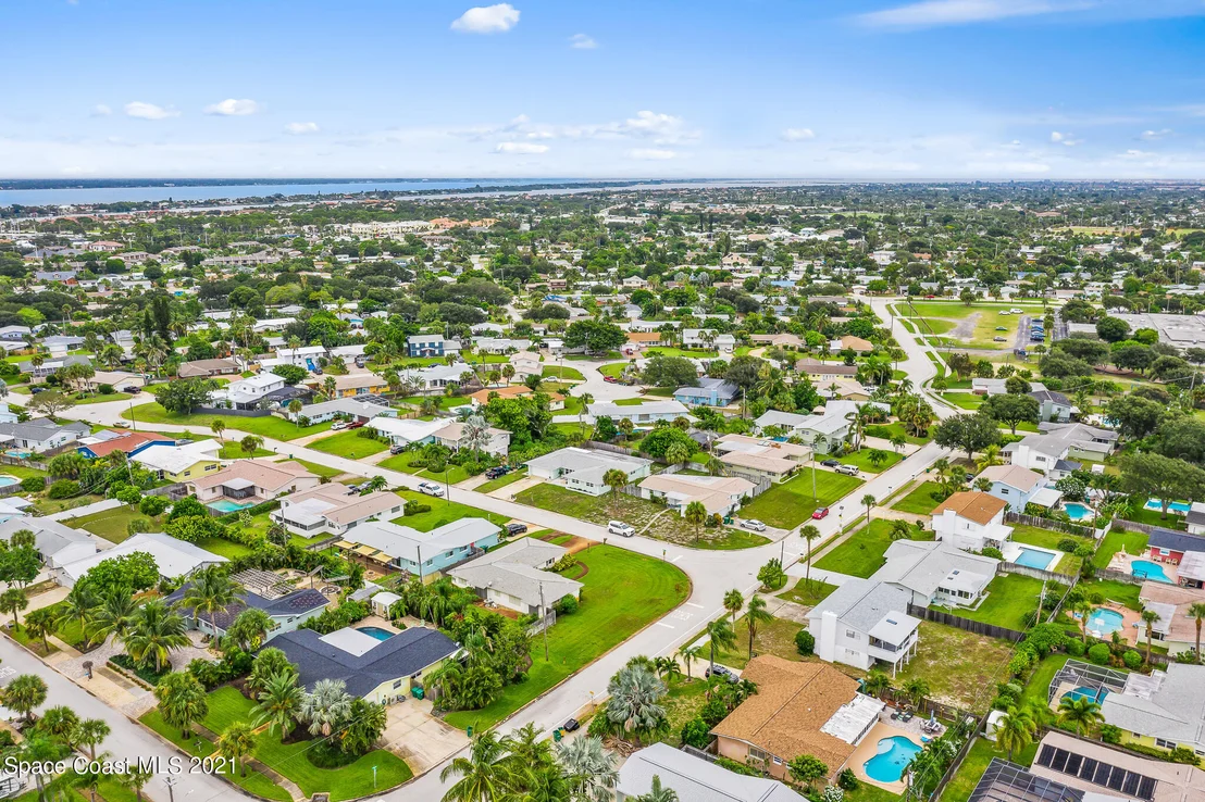 Photo of 1255 Seminole Drive