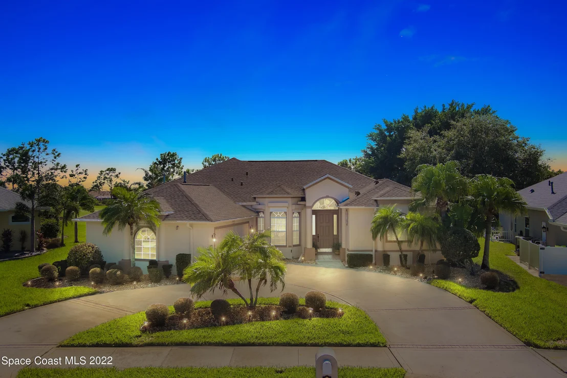 Photo of 974 Wildwood Drive