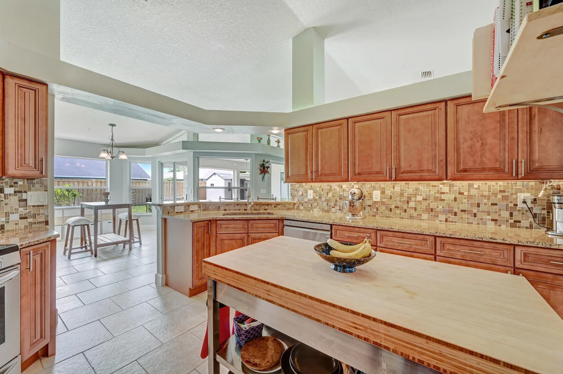 Photo of 4925 Buttonwood Drive