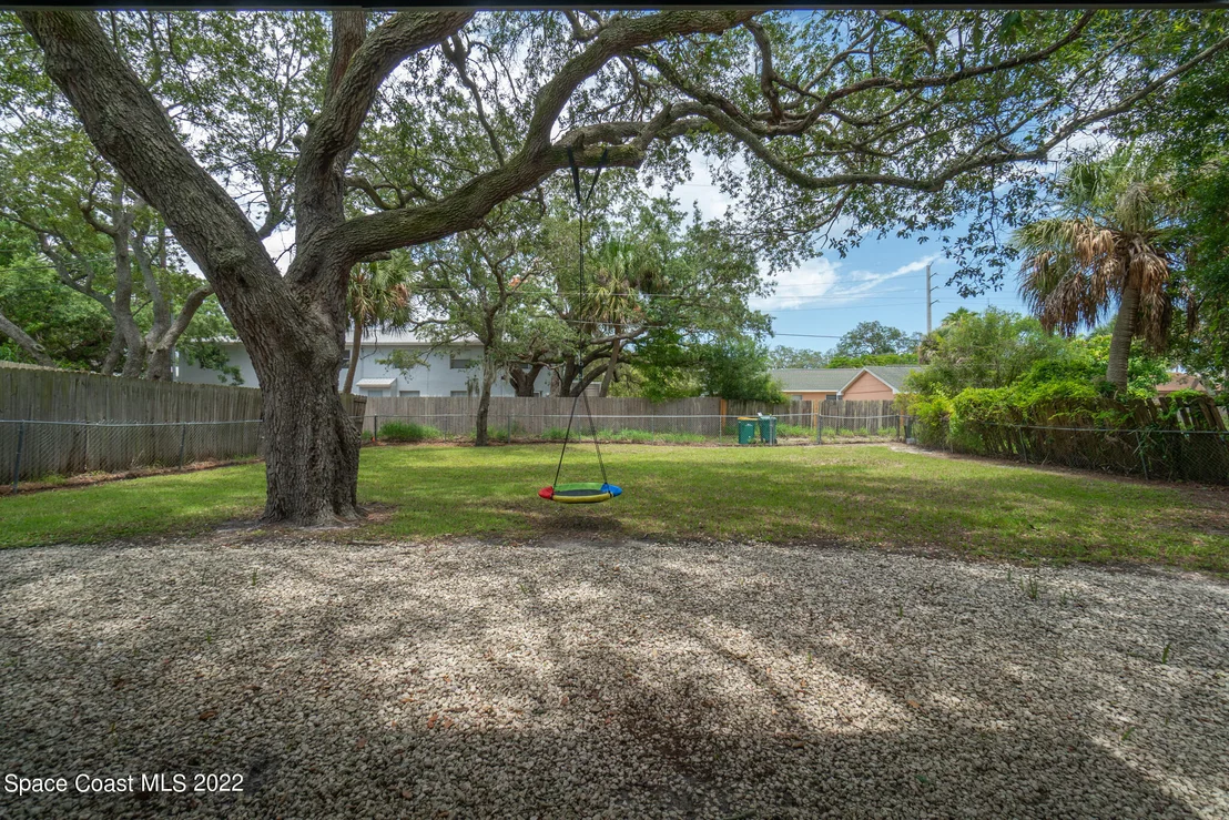 Photo of 1707 Avocado Avenue