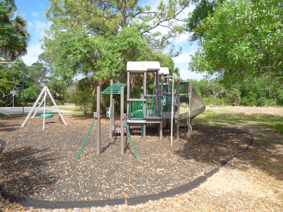 Photo of 6737 Sheridan Road