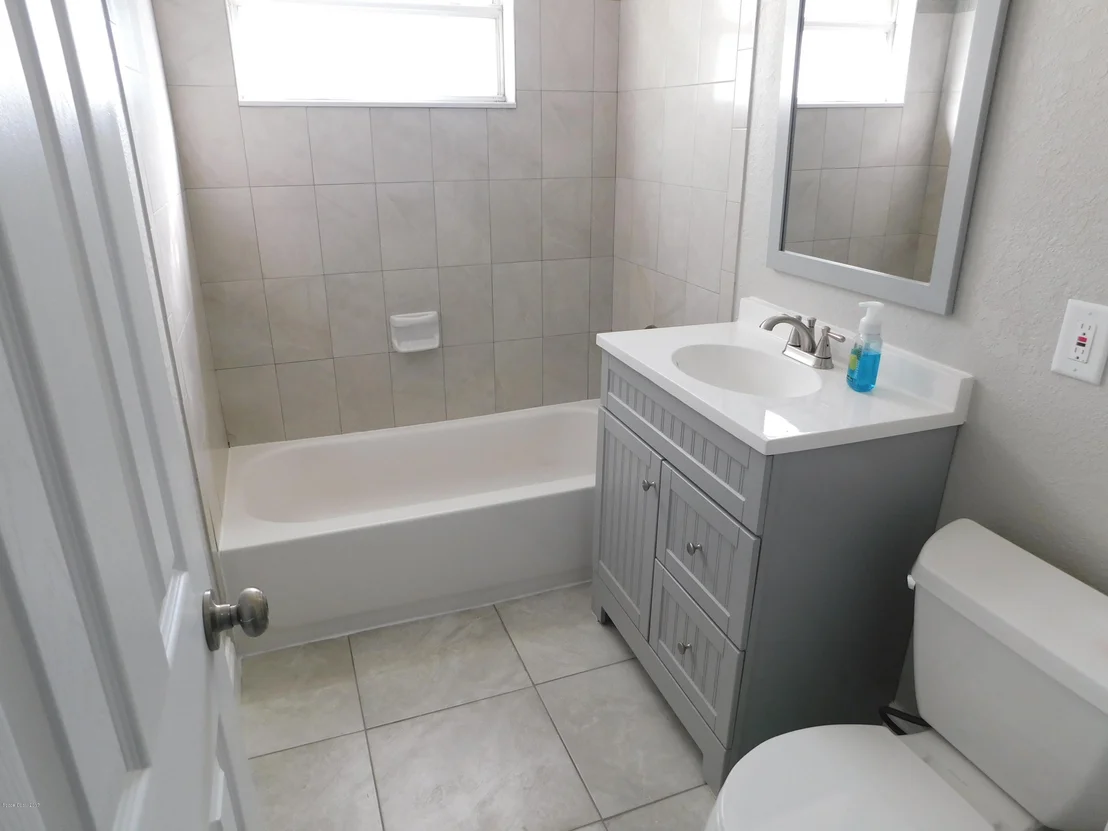 Photo of 2581 Locksley Road