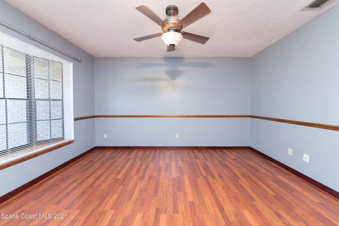 Photo of 1855 Raymond Drive