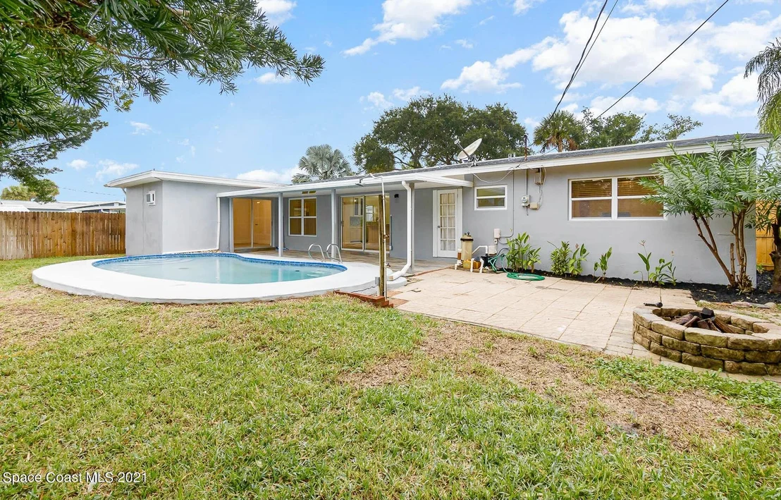 Photo of 332 Apollo Drive